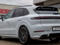 Porsche Cayenne Porsche Cayenne E-Hybrid SportDesign Matrix Pano  - <small></small> 114.000 € <small>TTC</small> - #2