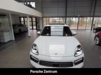 Porsche Cayenne Porsche Cayenne E-Hybride 462Ch Platinum Edition Attelage Caméra 360 Alarme Pano / 15 - <small></small> 81.400 € <small></small> - #18