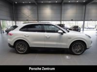 Porsche Cayenne Porsche Cayenne E-Hybride 462Ch Platinum Edition Attelage Caméra 360 Alarme Pano / 15 - <small></small> 81.400 € <small></small> - #15