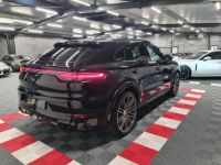 Porsche Cayenne PORSCHE CAYENNE TURBO S E-HYBRID COUPE 4.0 L 680 CV – 40 000 € D’OPTIONS – PACK CARBONE - <small></small> 169.990 € <small>TTC</small> - #15