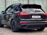 Porsche Cayenne S E-HYBRIDE PLATINUM EDITION TOIT OUVRANT 21 CAMERA 360° SIEGES VENTILES PREMIERE MAIN GARANTIE 12 MOIS - <small></small> 56.950 € <small>TTC</small> - #5