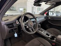 Porsche Macan 2.0 245 cv bleu - <small></small> 59.800 € <small>TTC</small> - #25