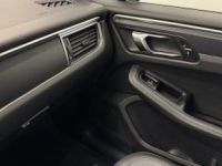 Porsche Macan 2.0 PDK 252 CarPlay / BOSE Toit Ouvrant Sièges chauffants Jantes Turbo 21 - <small></small> 48.990 € <small>TTC</small> - #17