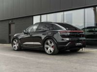 Porsche Macan TURBO EV 22-AIR-ACHTERAS-MATR-PANO-INNO-AUGM.HUD - <small></small> 139.900 € <small>TTC</small> - #2