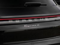 Porsche Taycan 4 Cross Turismo / Toit pano / Porsche approved - <small></small> 89.500 € <small></small> - #7