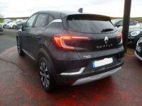 Renault Captur III 1.6 E-TECH PLUG-IN HYBRIDE 160CH TECHNO BOITE AUTO - <small></small> 23.400 € <small>TTC</small> - #4