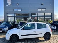 Renault Clio 1.2 75CH ECO2 AUTHENTIQUE EURO 5 - <small></small> 4.990 € <small>TTC</small> - #1