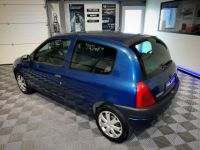 Renault Clio 1.2 essence - 3 portes - 2 clés - CT OK - <small></small> 3.490 € <small>TTC</small> - #3