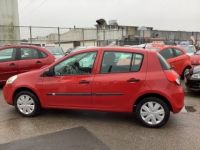 Renault Clio 1.2 YAHOO - <small></small> 5.450 € <small>TTC</small> - #4