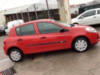 Renault Clio 1.2 YAHOO - <small></small> 5.450 € <small>TTC</small> - #9