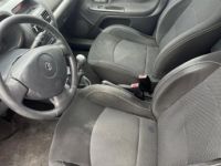 Renault Clio 1.2i - 75 2 II Campus com 2010 BVM TBE CLIM 5P GTIE 12 MOIS - <small></small> 3.750 € <small>TTC</small> - #6