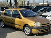 Renault Clio 1.4i 75 RTE - GARANTIE 6 MOIS - <small></small> 3.990 € <small>TTC</small> - #3