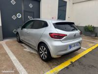 Renault Clio 1.6 E-Tech Hybride 145ch Evolution Historique d'entretien Garantie 12 mois Caméra de recul Apple CarPlay 1ère main - <small></small> 15.990 € <small>TTC</small> - #4