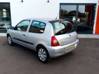 Renault Clio 2 1.2i 16V Campus Phase 75ch - <small></small> 3.490 € <small>TTC</small> - #2