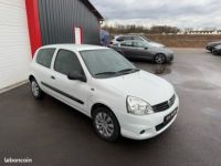 Renault Clio 2 Campus Evolution 3 1.2 I 75 CV 16 V Clim crit’air1 vitres électriques fermeture centralisée payement 4x garantie reprise - <small></small> 4.390 € <small>TTC</small> - #2