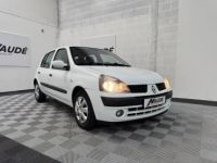 Renault Clio 2 II 1.4i 16S 98 CH PRIVILEGE PACK CLIM - GARANTIE 3 MOIS - <small></small> 4.990 € <small>TTC</small> - #1