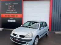 Renault Clio 2 phase 1.2 i 75 cv essence distribution neuve révision faite Garantie payement 4x sans frais centralisation Clim auto vitre électrique - <small></small> 2.890 € <small>TTC</small> - #1