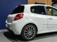 Renault Clio 2.0i 16V - 200 III BERLINE Sport F1 Team PHASE 1 - <small></small> 19.900 € <small>TTC</small> - #15