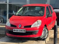 Renault Clio 3 1.2 75 CH - <small></small> 3.990 € <small>TTC</small> - #1