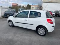 Renault Clio 3 DCI PORTES ( TVA récupérable ) - <small></small> 3.990 € <small>TTC</small> - #2