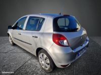 Renault Clio 3 Essence 1.2i 75cv 42854 Km 1ère Main - <small></small> 7.490 € <small>TTC</small> - #3