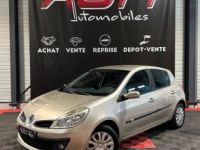 Renault Clio 3 III 1.2 16V 75ch Expression - <small></small> 4.490 € <small>TTC</small> - #1