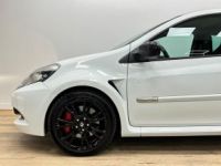 Renault Clio 3 RS CUP 2.0 203 ch Recaro / GPS TOMTOM / Jantes CUP - <small></small> 19.990 € <small>TTC</small> - #4