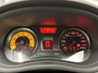 Renault Clio 3 RS CUP 2.0 203 ch Recaro / GPS TOMTOM / Jantes CUP - <small></small> 19.990 € <small>TTC</small> - #14