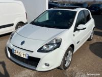 Renault Clio 3 XV de France TOM 1.2L 100cv 5 portes - <small></small> 5.890 € <small>TTC</small> - #1