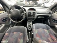 Renault Clio II 1.2 (1149) 58CH RTE 5P - <small></small> 1.990 € <small>TTC</small> - #5