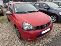 Renault Clio II 1.2 16v Campus Bye Bye 5p - <small></small> 5.990 € <small>TTC</small> - #1