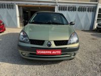 Renault Clio II 1.2 60CH CONFORT AUTHENTIQUE 5P / 1 ERE MAIN / - <small></small> 5.999 € <small>TTC</small> - #2