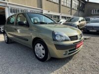 Renault Clio II 1.2 60CH CONFORT AUTHENTIQUE 5P / 1 ERE MAIN / - <small></small> 5.999 € <small>TTC</small> - #3