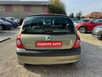 Renault Clio II 1.2 60CH CONFORT AUTHENTIQUE 5P / 1 ERE MAIN / - <small></small> 5.999 € <small>TTC</small> - #5