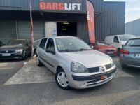 Renault Clio II 1.2 i 75CV CAMPUS 5P - FAIBLE KILOMETRAGE CLIM - <small></small> 6.990 € <small>TTC</small> - #1