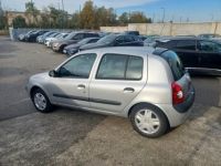 Renault Clio II 1.2 i 75CV CAMPUS 5P - FAIBLE KILOMETRAGE CLIM - <small></small> 6.990 € <small>TTC</small> - #4