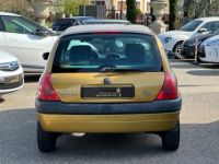 Renault Clio II 1.4 75CH RTE 5P - <small></small> 4.290 € <small>TTC</small> - #10