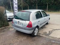 Renault Clio II 1.4 75CV - <small></small> 3.200 € <small>TTC</small> - #13