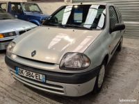 Renault Clio II 1.4 RT - <small></small> 2.990 € <small>TTC</small> - #2