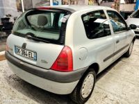 Renault Clio II 1.4 RT - <small></small> 2.990 € <small>TTC</small> - #3