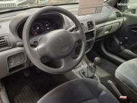 Renault Clio II 1.4 RT - <small></small> 2.990 € <small>TTC</small> - #5