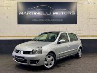 Renault Clio II 1.5 dCi65 Campus Dynamique 5p - <small></small> 6.990 € <small>TTC</small> - #1