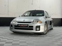 Renault Clio II V6 24S 230 RS - N. 1058 - 16200 Km - COLLECTOR - <small></small> 60.000 € <small></small> - #2