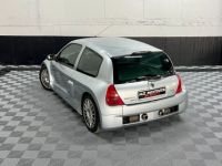 Renault Clio II V6 24S 230 RS - N. 1058 - 16200 Km - COLLECTOR - <small></small> 60.000 € <small></small> - #16