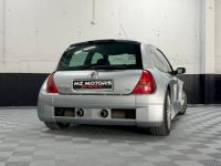 Renault Clio II V6 24S 230 RS - N. 1058 - 16200 Km - COLLECTOR - <small></small> 60.000 € <small></small> - #18