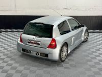 Renault Clio II V6 24S 230 RS - N. 1058 - 16200 Km - COLLECTOR - <small></small> 60.000 € <small></small> - #20