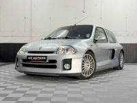 Renault Clio II V6 24S 230 RS - N. 1058 - 16200 Km - COLLECTOR - <small></small> 60.000 € <small></small> - #1