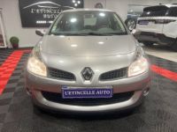 Renault Clio III  2.0 16V 200 Sport - <small></small> 16.990 € <small>TTC</small> - #10