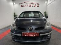 Renault Clio III 1.2 16V 75 Expression +88000KM - <small></small> 5.990 € <small>TTC</small> - #4