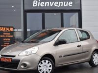 Renault Clio III 1.2 16V 75CH ALIZE 3P - <small></small> 5.990 € <small>TTC</small> - #1